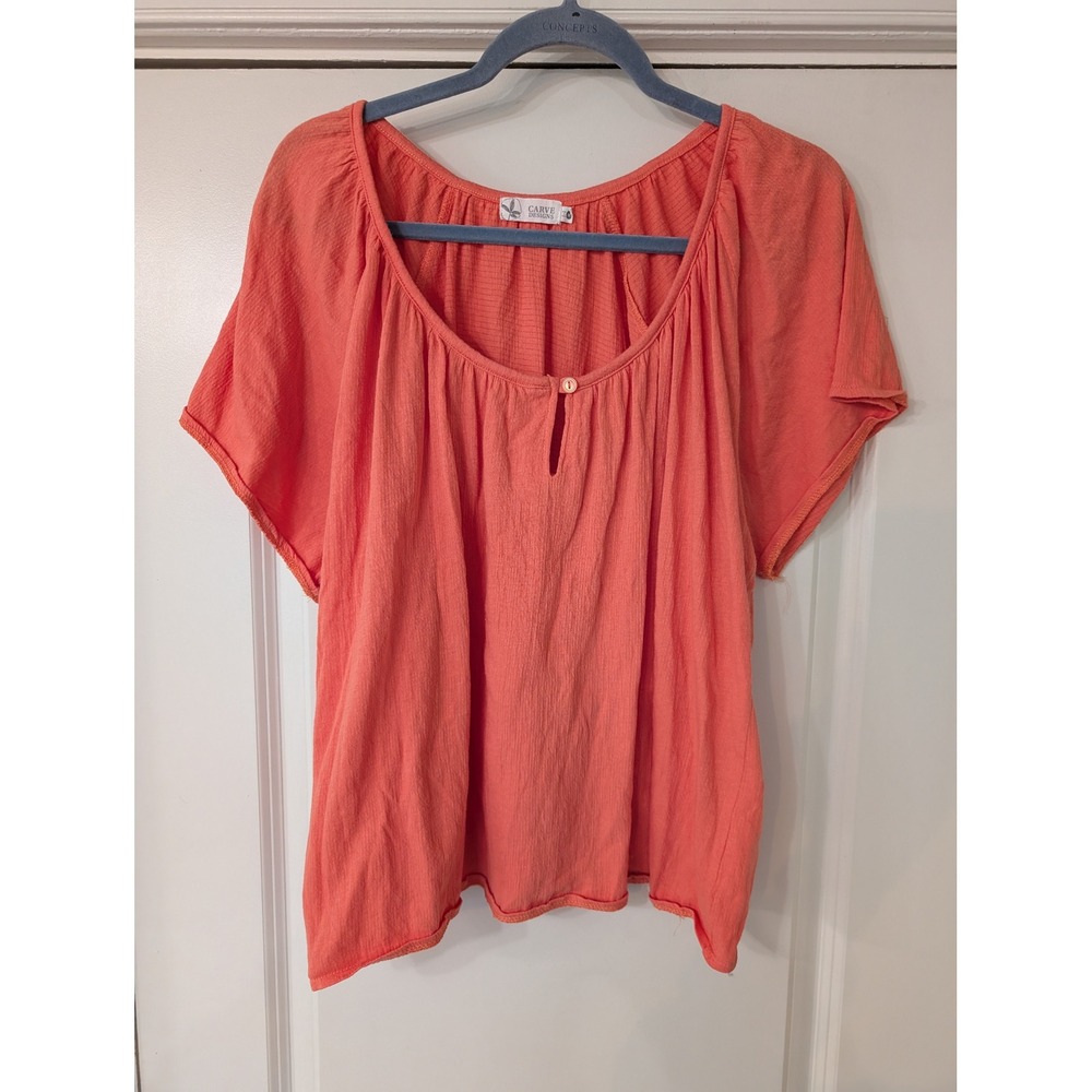Carve Designs Coral Pink Textured Keyhole Short Sleeve Blouse Top Womens Medium